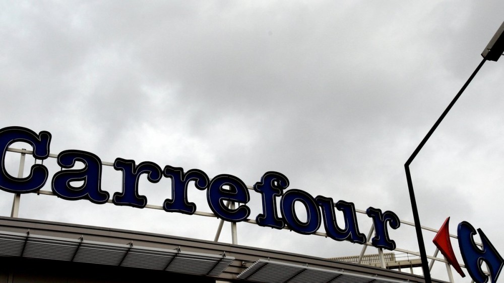 Η Carrefour επιστρέφει στην ελληνική αγορά