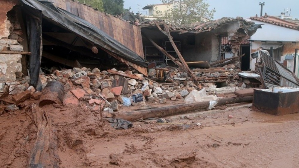 Ξεκινούν οι απολογίες για τη φονική πλημμύρα της Μάνδρας-Καταθέτει η Δούρου