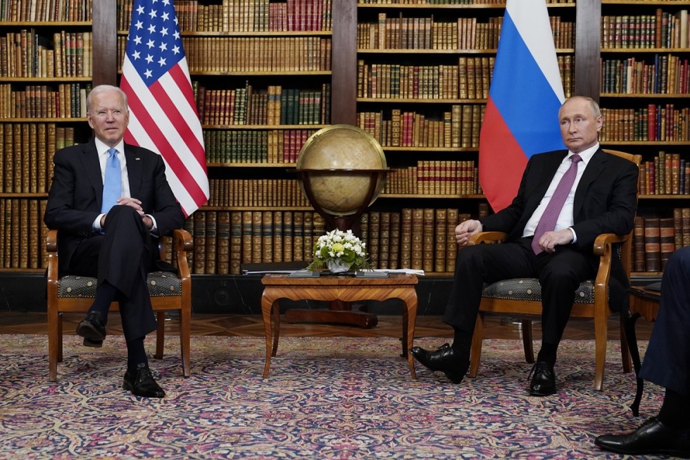 Ουκρανικό: Συμφωνία Μπάιντεν και Πούτιν για σύνοδο κορυφής μετά από πρόταση Μακρόν
