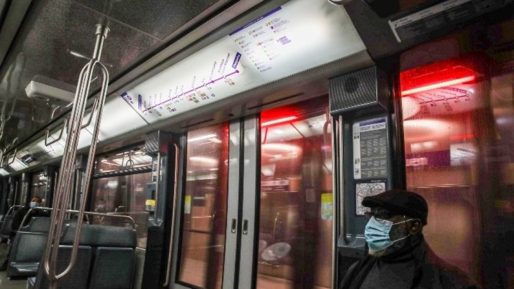 Μεγάλη απεργία έχει παραλύσει το μετρό στο Παρίσι