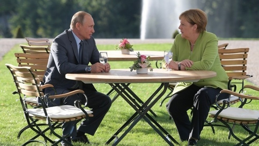 Σύμβουλος της Μέρκελ κατά Πούτιν: Υποτιμήσαμε τη βαρβαρότητά του