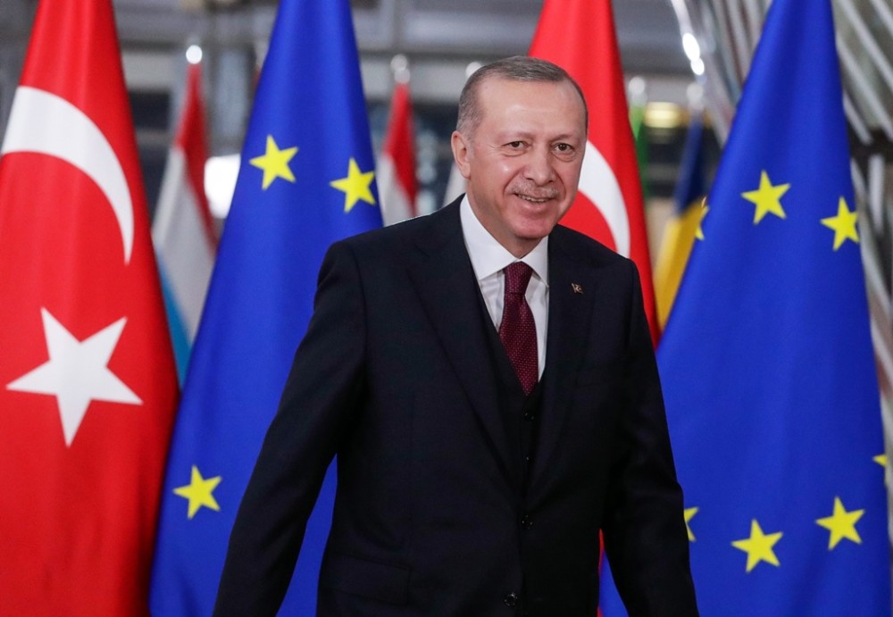 Παραλογίζεται ο Ερντογάν: Θέλει να αντιμετωπιστεί η Τουρκία όπως η Ουκρανία