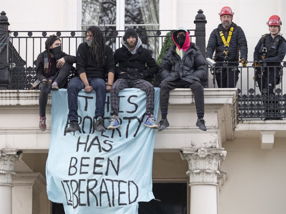 «Εξέγερση» στο Λονδίνο κατά των Ρώσων ολιγαρχών: Παρέμβαση της αστυνομίας
