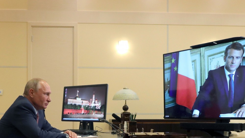Ο Πούτιν κατηγορεί το Κίεβο για την φωτιά στον πυρηνικό σταθμό της Ζαπορίζια