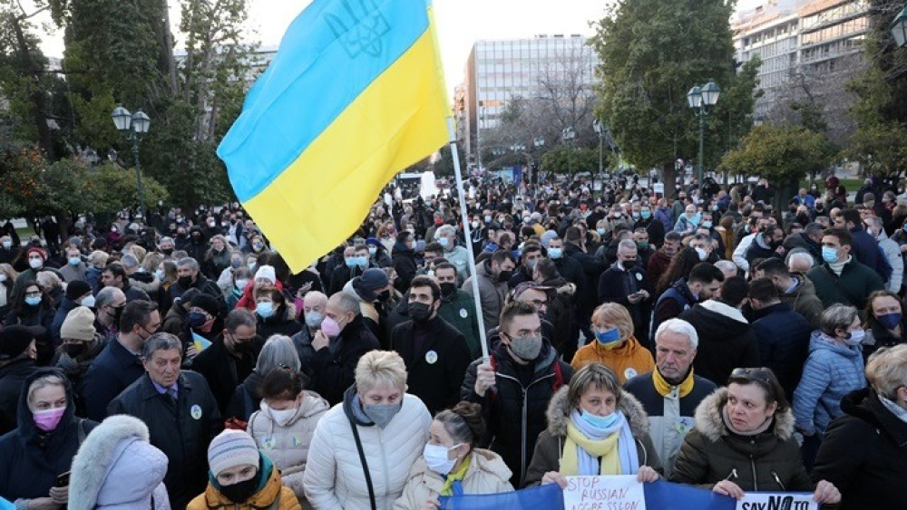 Σύνταγμα: Μεγάλο αντιπολεμικό συλλαλητήριο για την Ουκρανία