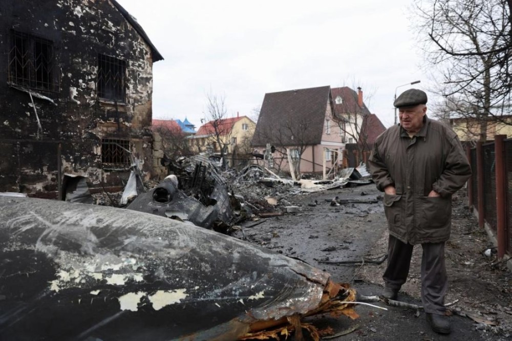 Εισβολή στην Ουκρανία-Αλ. Πιτσατζή: «Σώστε μας, αποτρέψτε τη γενοκτονία»