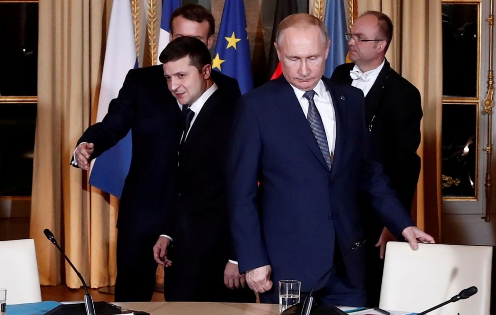 Οι όροι της Μόσχας για συνάντηση Πούτιν-Ζελένσκι