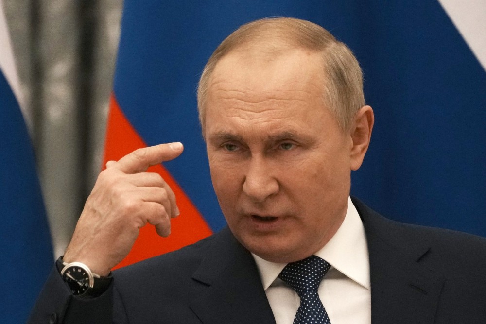 Ο Πούτιν απειλεί τον Ζελένσκι για τη σύλληψη του κουμπάρου του