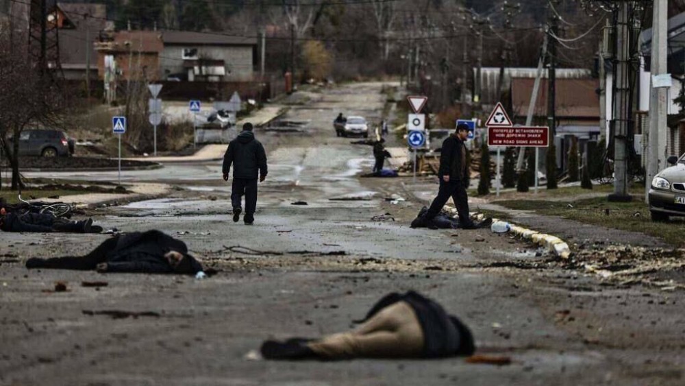 Γερμανία: Φωτογραφίες δείχνουν τους Ρώσους σφαγείς στην Μπούτσα