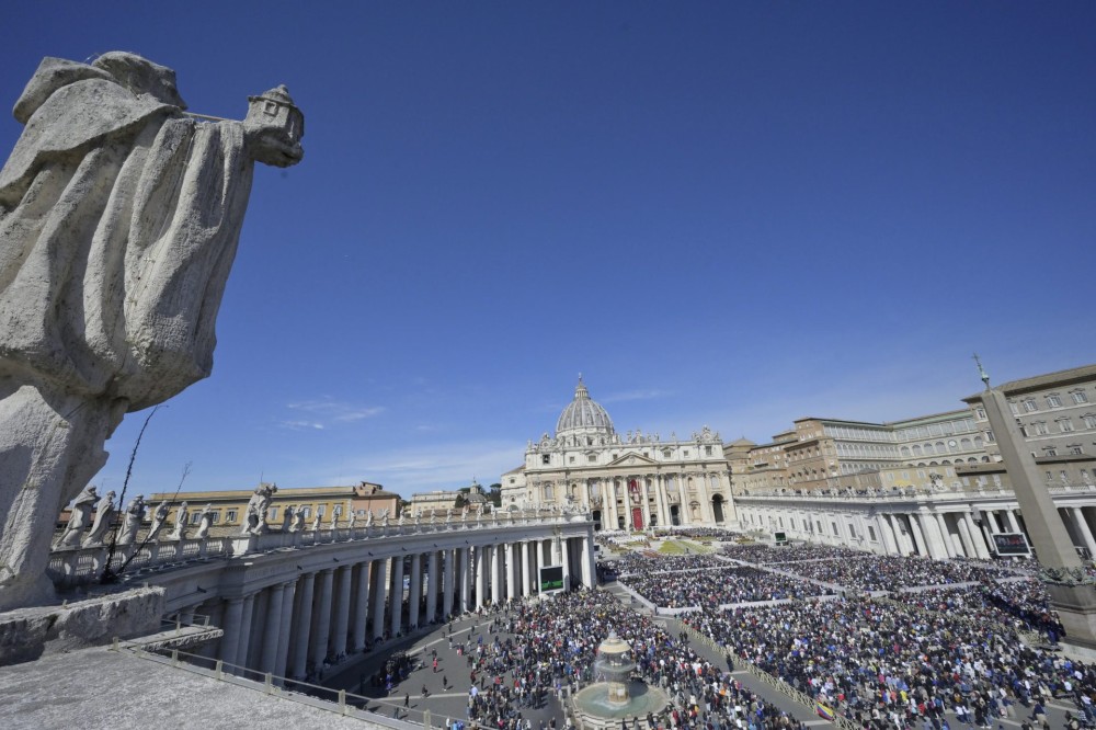 Ειρήνη για την Ουκρανία και «να μην συνηθίσουμε στον πόλεμο», το μήνυμα του Πάπα Φραγκίσκου για το Πάσχα των Καθολικών