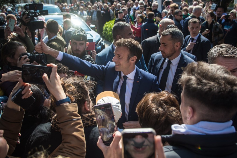 Γαλλία&#x2F;Εκλογές: Η ώρα της κρίσης -Μια ανάσα πριν τη νίκη ο Μακρόν