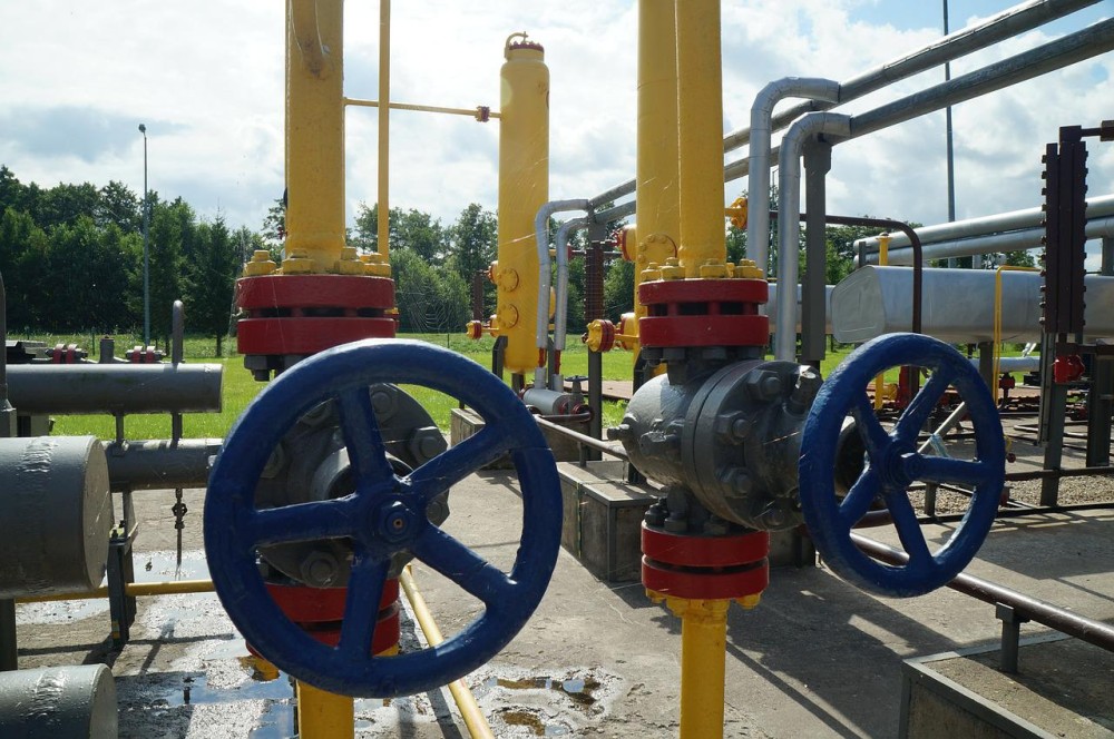 Bloomberg: Τέσσερις ευρωπαϊκές εταιρείες ήδη πληρώνουν σε ρούβλια για ρωσικό φυσικό αέριο