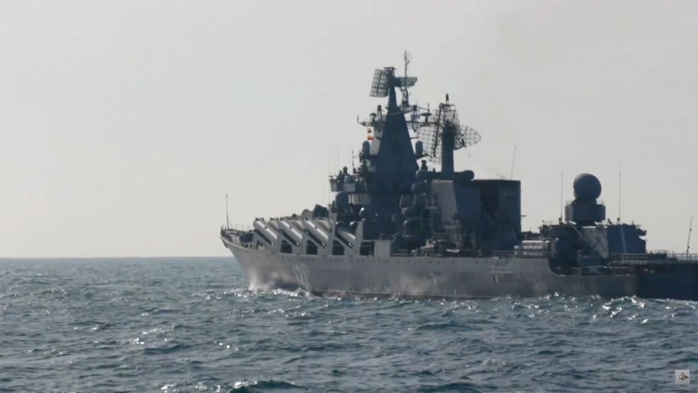 Ο αρχηγός του ρώσικου Πολεμικού Ναυτικού συναντήθηκε με μέλη του «Moskva»