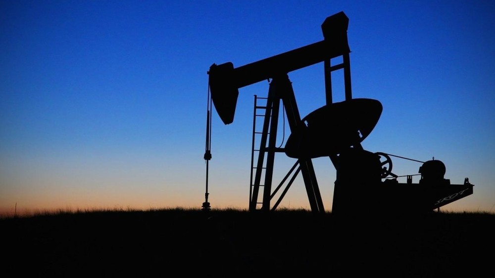 Πετρέλαιο: Το Brent πάνω από τα 110 δολάρια το βαρέλι