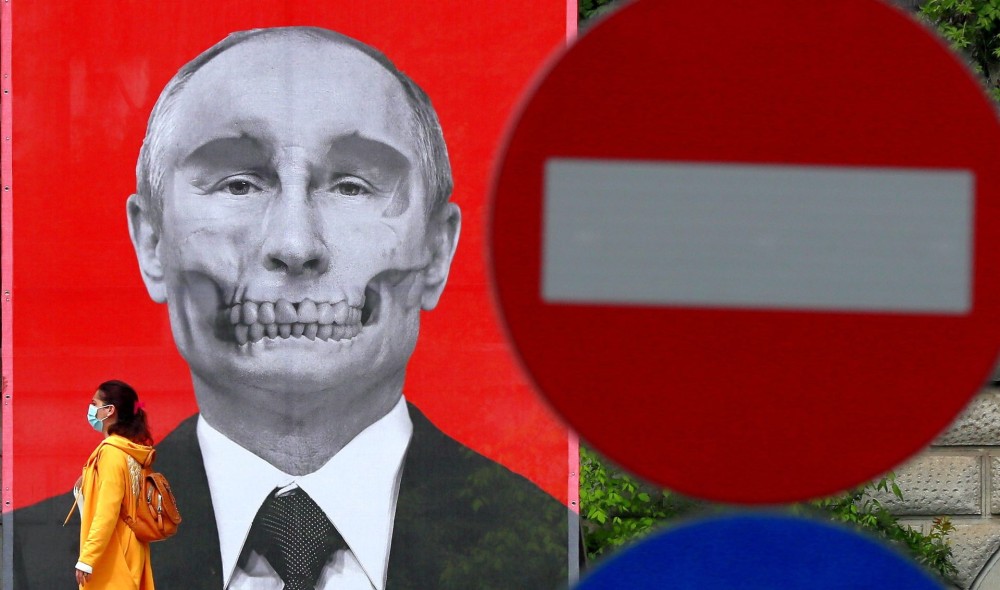 Προειδοποίηση Πούτιν προς τη Δύση για «συντέλεια» του κόσμου