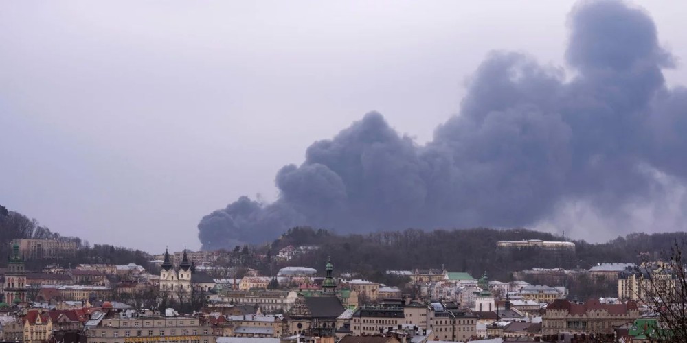 Εκρήξεις στο κέντρο του Κιέβου