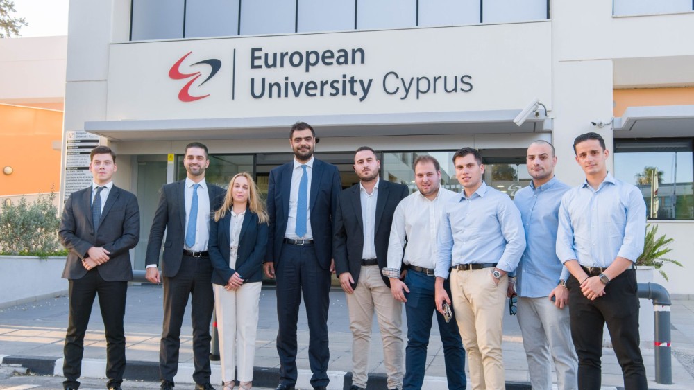 Στην Κύπρο ο Μαρινάκης: Συναντήσεις με στελέχη επιχειρήσεων και φοιτητές
