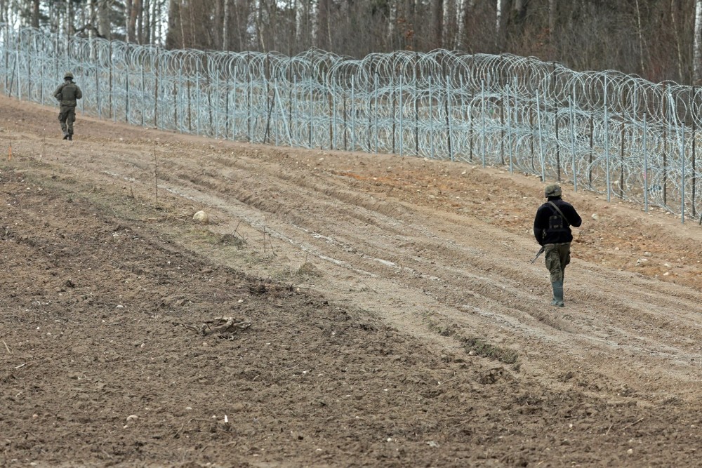 Κατασκευάστηκε ο φράχτης στα σύνορα Πολωνίας-Λευκορωσίας