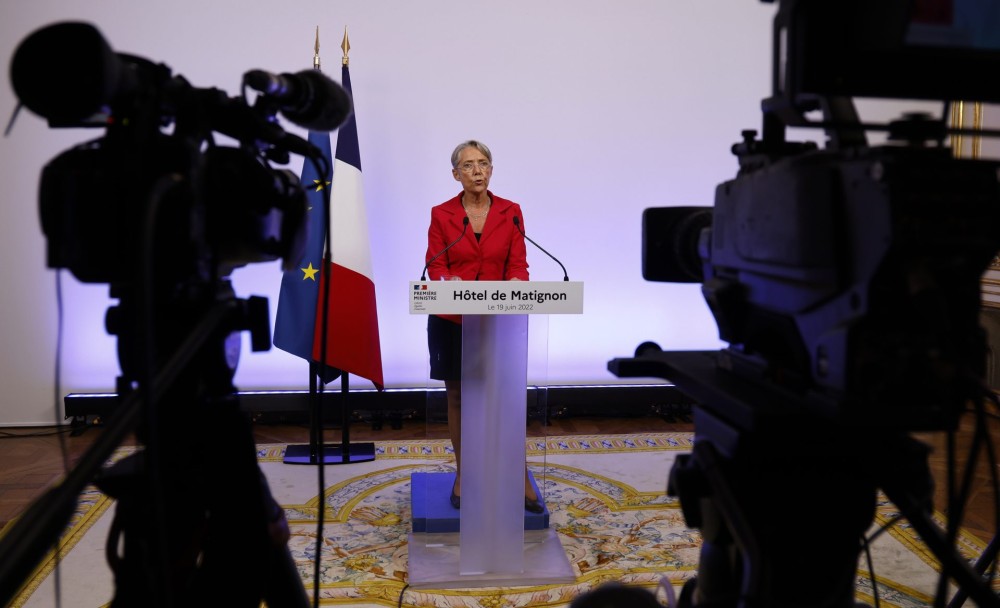 Γαλλία: Υπέβαλε παραίτηση η πρωθυπουργός-Δεν έγινε δεκτή από Μακρόν