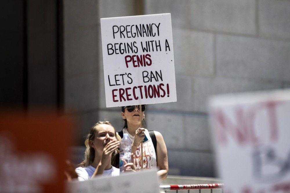 Κίνημα &#8220;Αποχή από το σεξ&#8221; στις ΗΠΑ – Η απάντηση στην απαγόρευση των αμβλώσεων