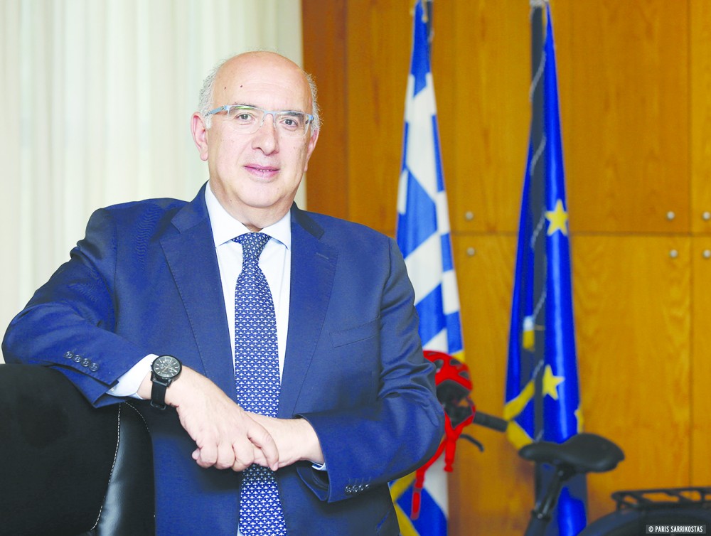 Μιχάλης Παπαδόπουλος στην εφημερίδα tomanifesto: Θα μειώσουμε κατά 50%  τα τροχαία δυστυχήματα