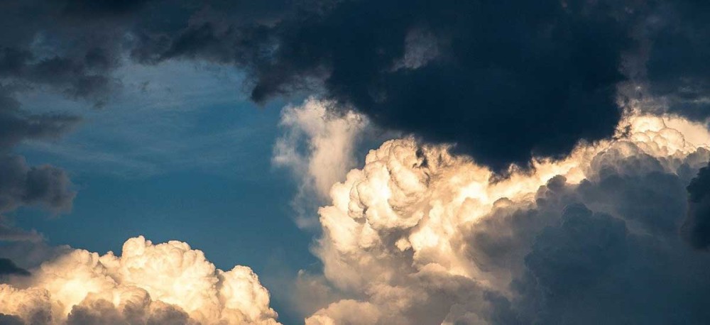 Καιρός: συννεφιά τη Δευτέρα και στο βάθος ξανά 20άρια