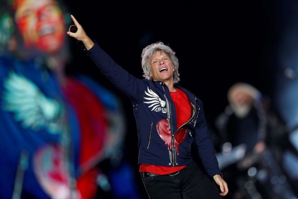 Ο Bon Jovi γράφει τραγούδι για τον κορωνοϊό με τη βοήθεια των fans του