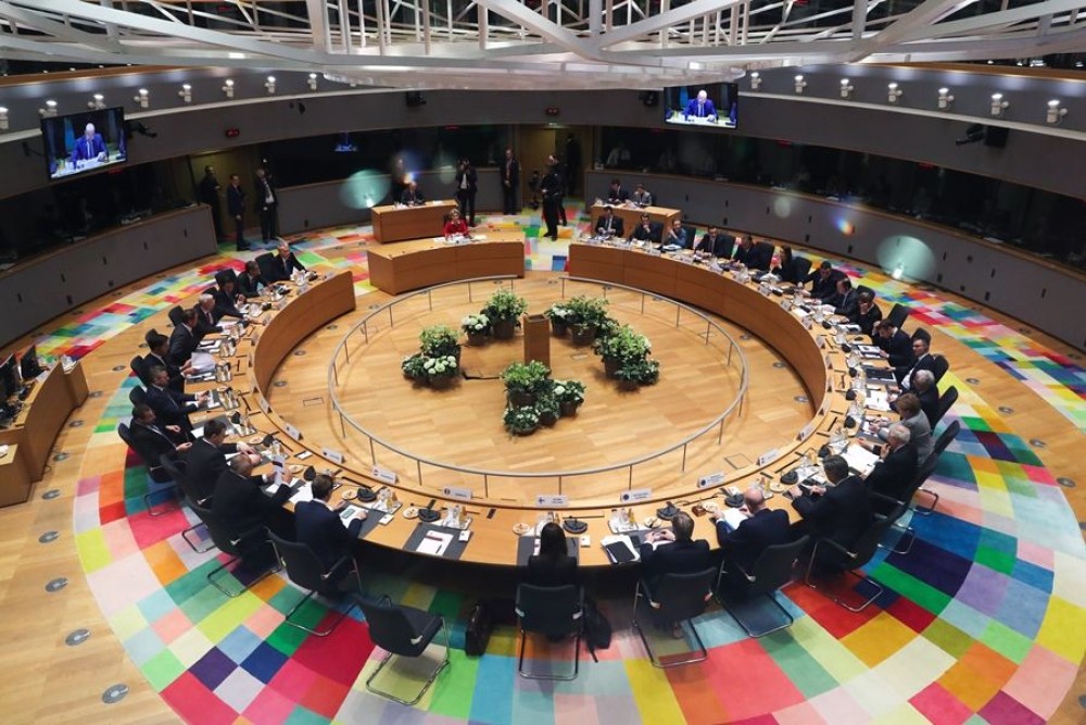 Κορωνοϊός: Το Συμβούλιο της ΕΕ παίρνει νέα προληπτικά μέτρα