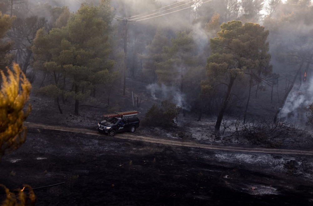 Κόρινθος: Φωτιά στην περιοχή Λίμνη Δασίου