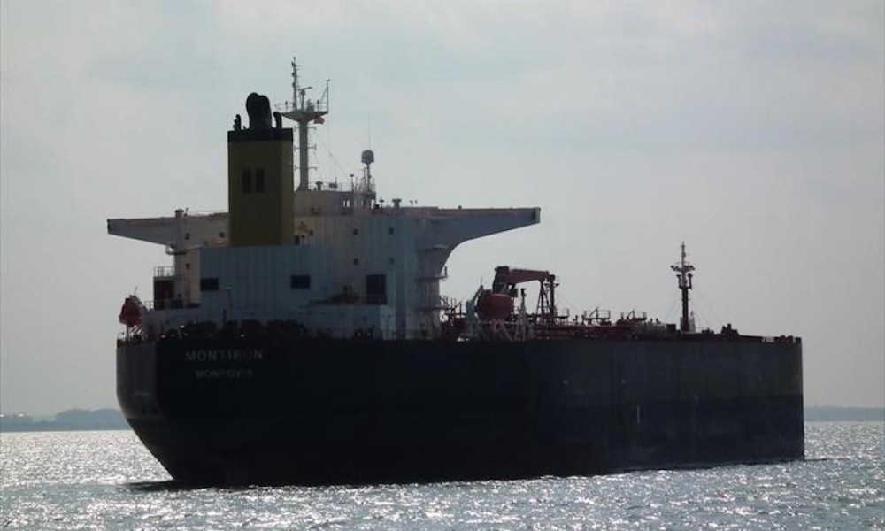 Στο λιμάνι του Πειραιά κατευθύνεται το ρωσικό δεξαμενόπλοιο «Lana»