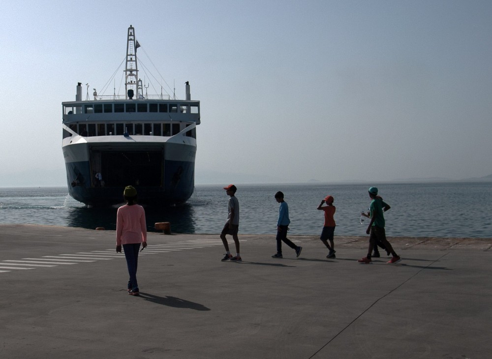 Πρόσκρουση επιβατικού πλοίου με 591 επιβάτες στην Αίγινα