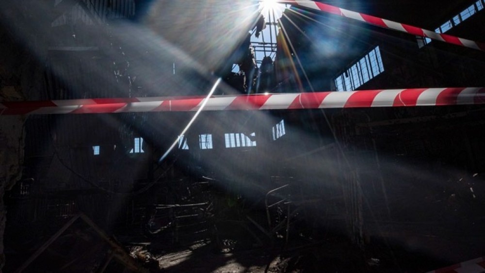 Ουκρανία: Τοξική αμμωνία εκλύθηκε από φλεγόμενο ζυθοποιείο στο Ντονέτσκ