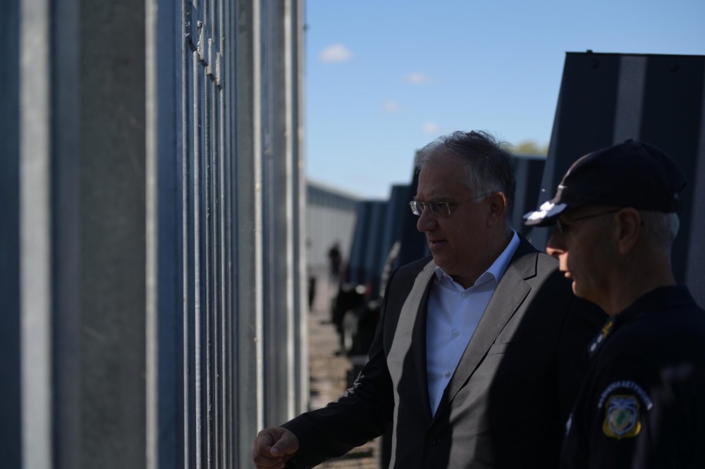 Θεοδωρικάκος: Ο ΣΥΡΙΖΑ ήπιε το αμίλητο νερό για τους 38 πρόσφυγες-Ο Τσίπρας οφείλει μια συγγνώμη