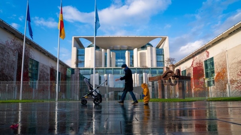 Γερμανία: 65 δισ. ευρώ για στήριξη των νοικοκυριών ανακοίνωσε ο Σολτς
