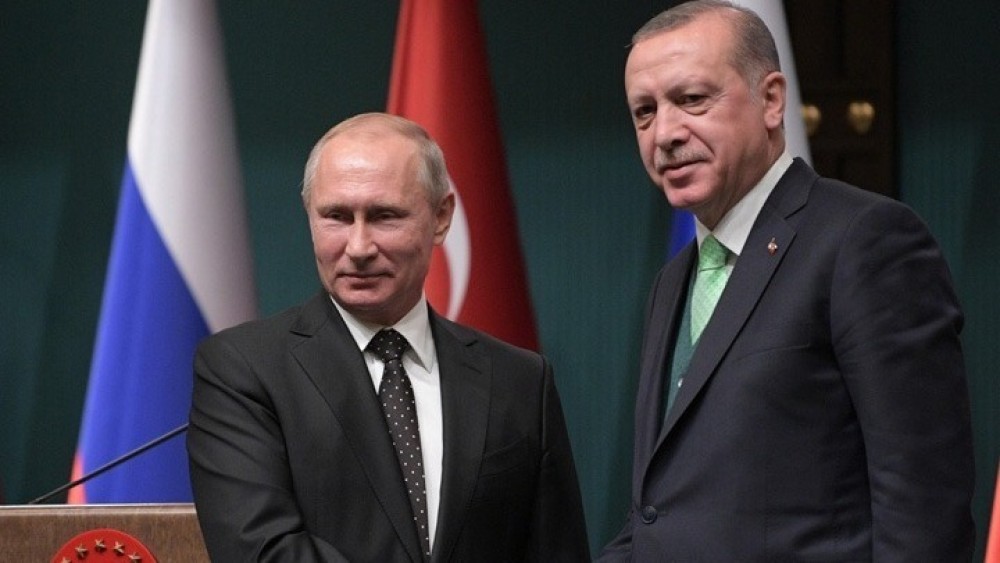 O Ερντογάν προσπαθεί να «καλοπιάσει» τις ΗΠΑ, αφού τα&#8230; είπε με τον  Πούτιν