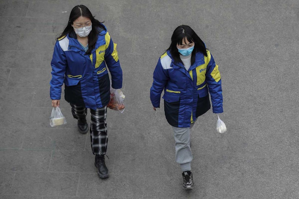 Κίνα: Επιστήμονες έφτιαξαν μάσκα που μπορεί να ανιχνεύσει στον αέρα αναπνευστικούς ιούς