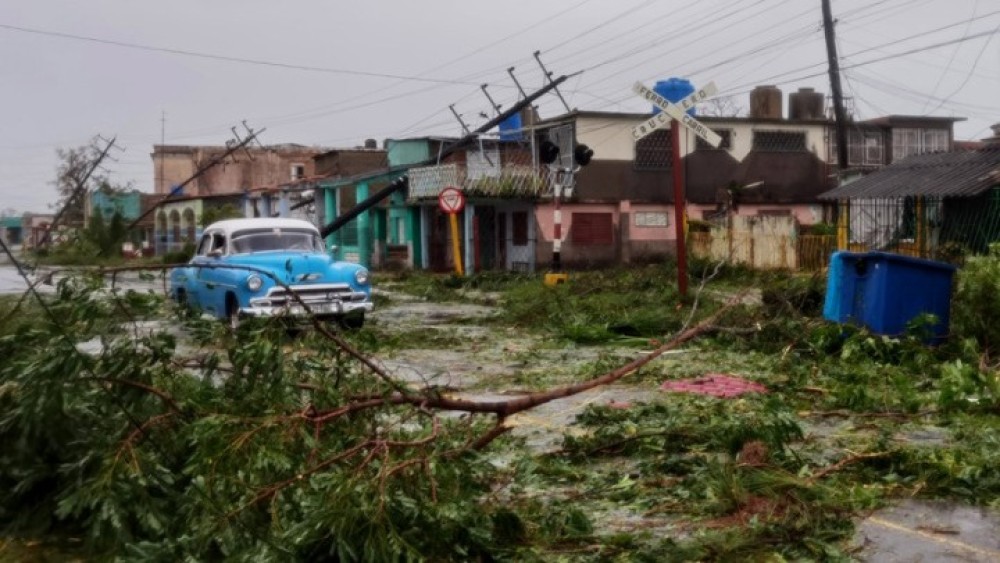 Ολόκληρη η Κούβα χωρίς ρεύμα μετά το χτύπημα του κυκλώνα Ίαν