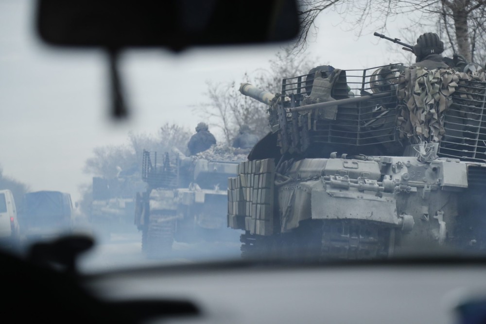 Ρωσία: αναφορές για κατάρριψη τεσσάρων ρωσικών στρατιωτικών αεροσκαφών και ελικοπτέρων κοντά στη μεθόριο με την Ουκρανία