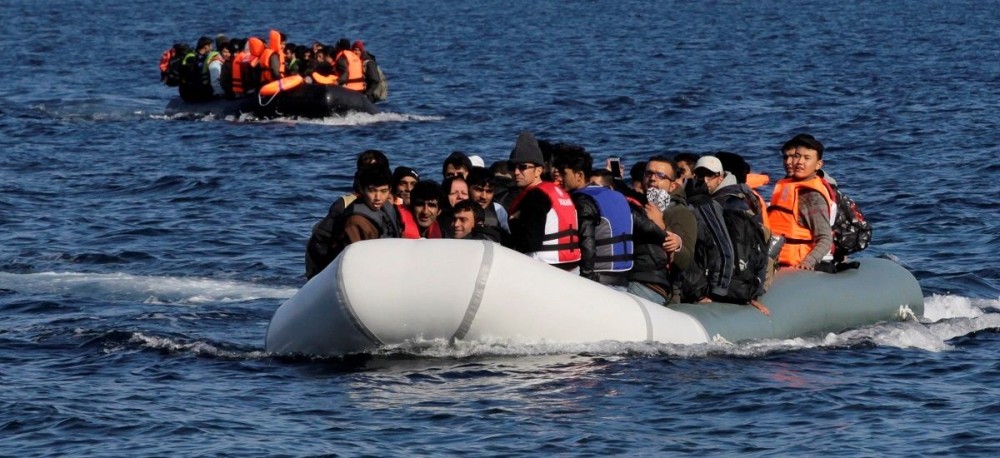 Πηγές υπ. Μετανάστευσης: Η Τουρκία προσπαθεί να πιέσει την Ελλάδα να ανοίξει τα σύνορά της