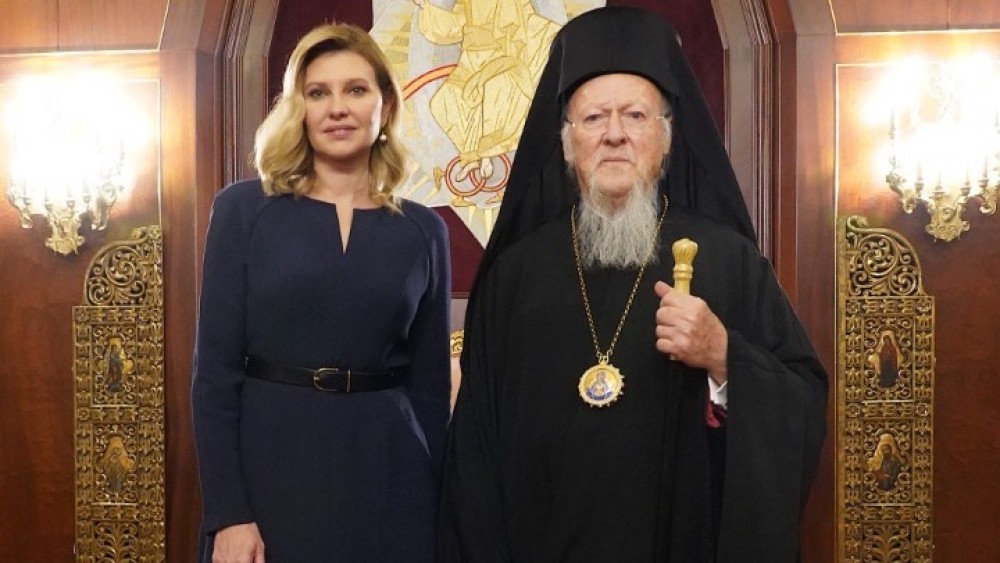 Τον Πατριάρχη Βαρθολομαίο επισκέφτηκε σήμερα η Ολένα Ζελένσκα