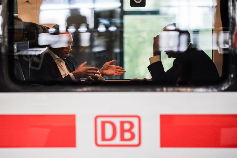 Γερμανία: Δολιοφθορά παρέλυσε το βόρειο σιδηροδρομικό δίκτυο