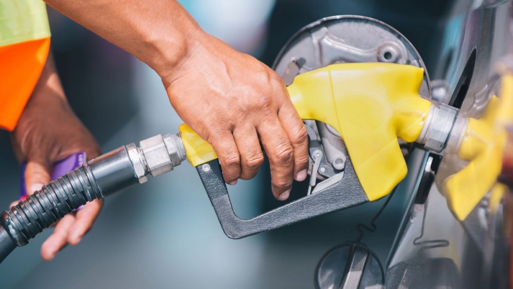 Νέα αποδοτικότερα καύσιμα για τα αυτοκίνητα παρουσίασε εταιρεία κολοσσός στα πετρελαιοειδή