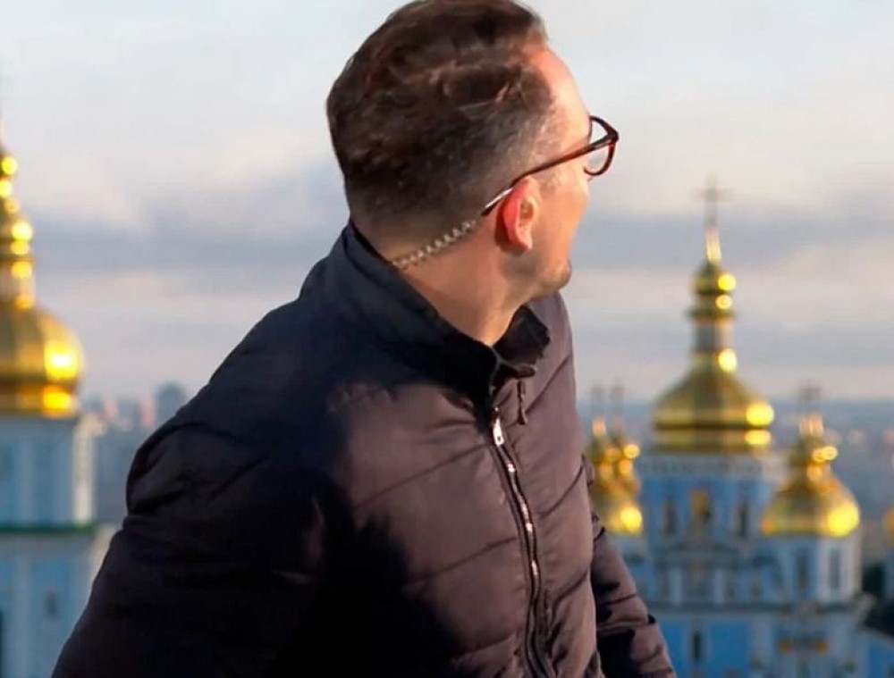 Live η στιγμή των εκρήξεων στο Κίεβο από δημοσιογράφο του BBC