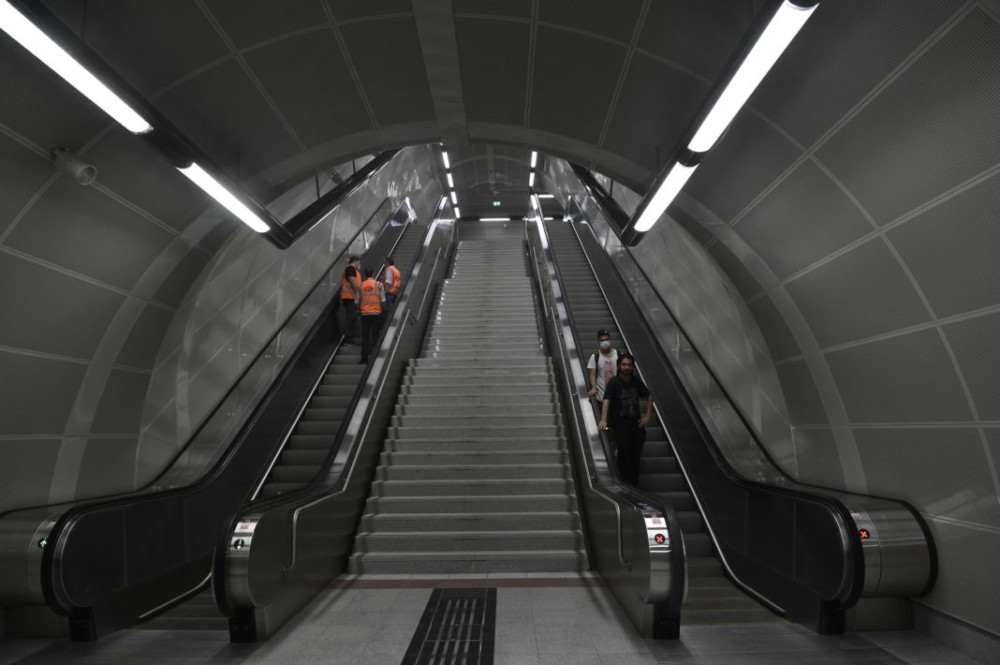Οι νέοι σταθμοί του Μετρό Πειραιά – Φωτογραφίες από το εσωτερικό τους