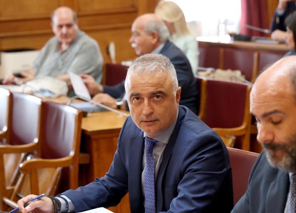 Βουλή-Τσαβδαρίδης: Ο ΣΥΡΙΖΑ τζογάρισε για να αλώσει το ΠΑΣΟΚ-Μπούμερανγκ γύρισαν οι καταγγελίες της αντιπολίτευσης
