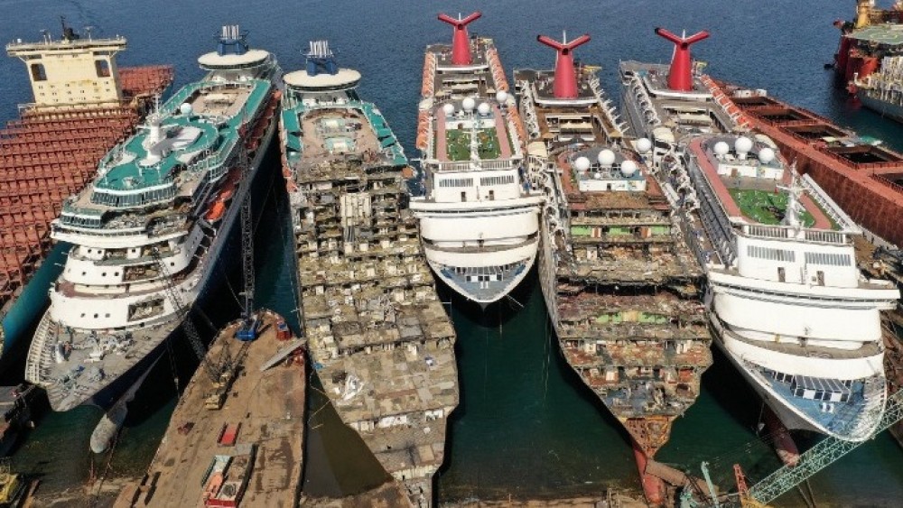 Ναυτιλία: Αναγκαία η ύπαρξη &#8220;πράσινου&#8221; διαλυτηρίου πλοίων στην Ελλάδα