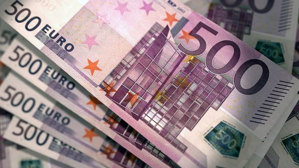 ΕΕ: «Ναι» στις άμεσες πληρωμές και εμβάσματα όλο το 24ωρο