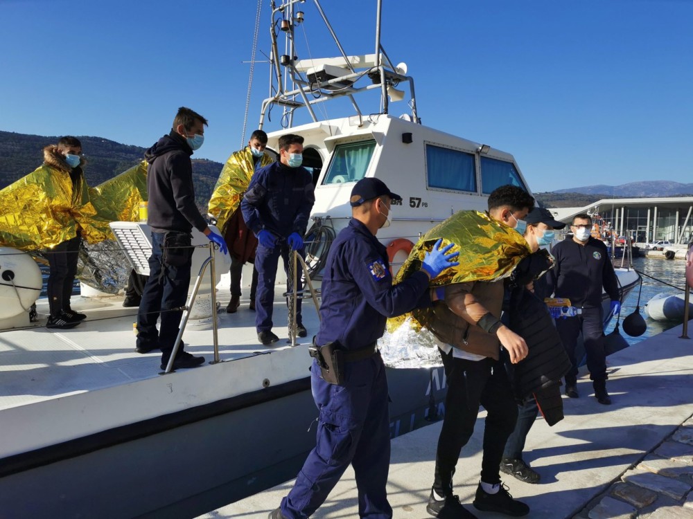 Ακόμη μία σορός μετανάστη εντοπίστηκε στο ναυάγιο του Καφηρέα &#8211; Στους 23 οι νεκροί