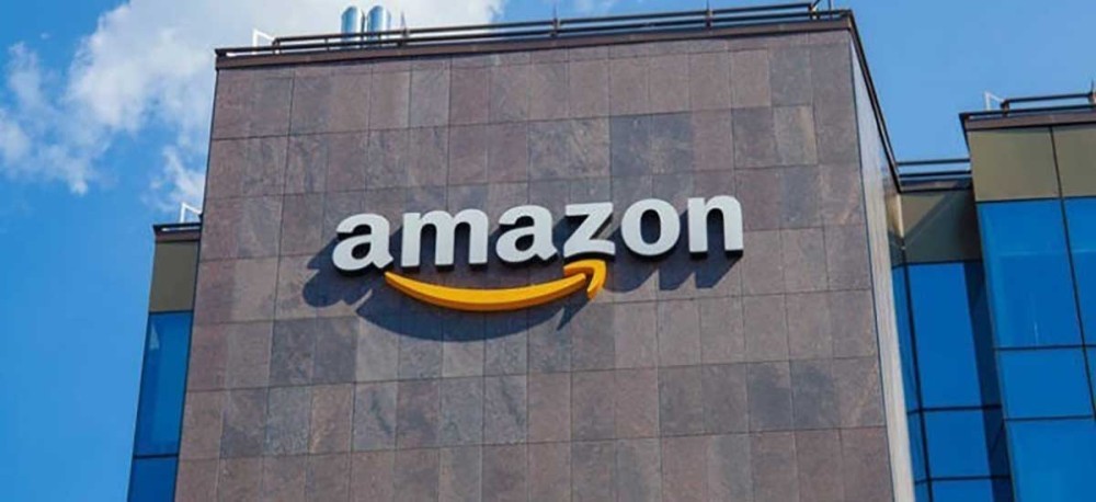 Σε μαζικές απολύσεις 10.000 εργαζομένων προχωρά η Amazon στις ΗΠΑ