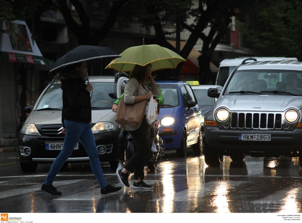 Καιρός: Τοπικές βροχές και καταιγίδες στο μεγαλύτερο μέρος της χώρας